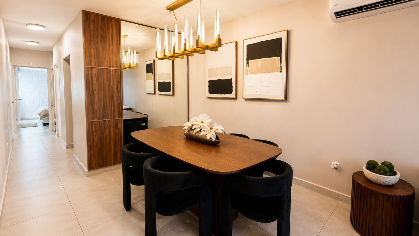 Interior del modelo Lirio